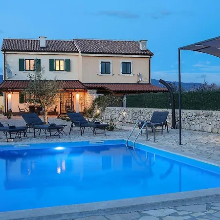Niko Vacation Start Here Rudine (Dobrinj)