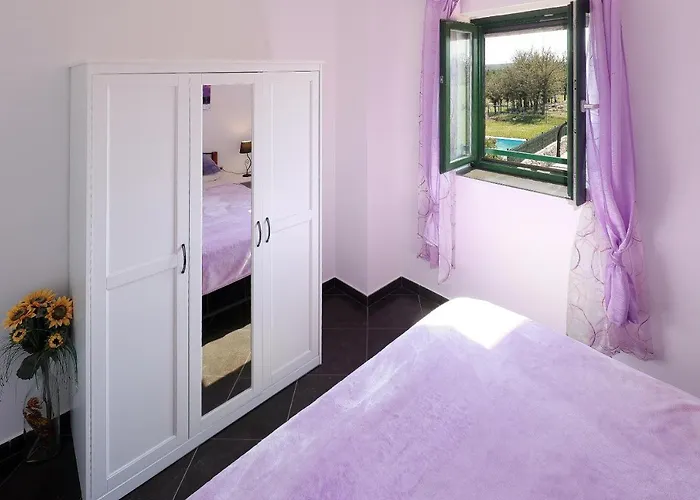 Niko Pet Friendly 200 M From Hidden Sandy Pets For Free Villa Rudine