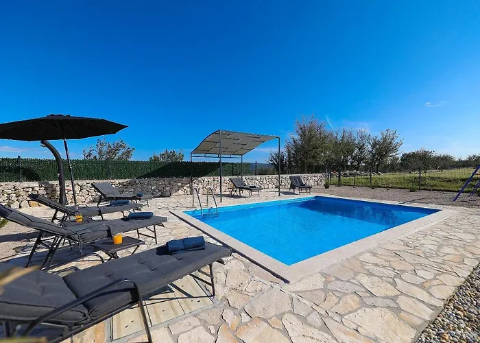 Niko Pet Friendly 200 M From Hidden Sandy Pets For Free Villa