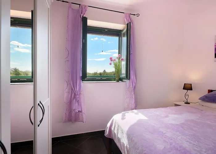 Niko Pet Friendly 200 M From Hidden Sandy Pets For Free Villa Rudine