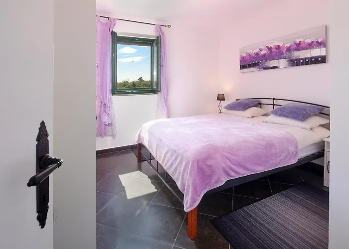 Villa Niko Pet Friendly 200 M From Hidden Sandy Pets For Free