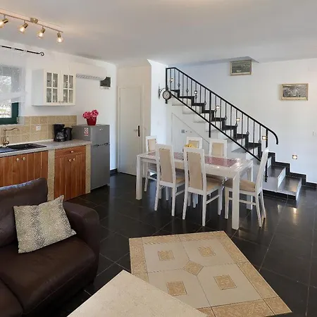 Niko Pet Friendly 200 M From Hidden Sandy Pets For Free Villa