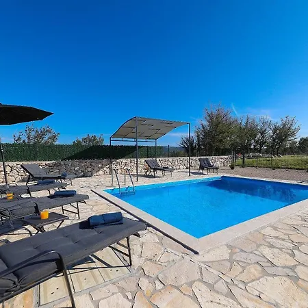 Niko Pet Friendly 200 M From Hidden Sandy Pets For Free Villa