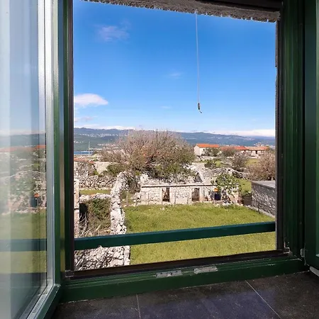 Niko Pet Friendly 200 M From Hidden Sandy Pets For Free Willa