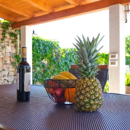 Vila Niko Pet Friendly 200 M From Hidden Sandy Pets For Free *