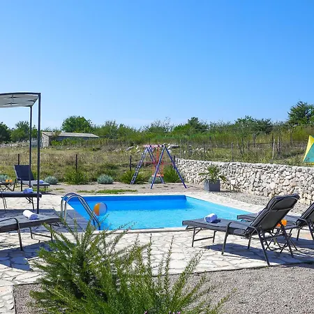 Niko Pet Friendly 200 M From Hidden Sandy Pets For Free Vila *