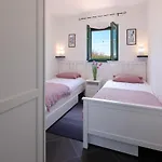 Niko Pet Friendly 200 M From Hidden Sandy Pets For Free Villa *